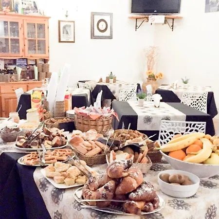 ホテル Il Cortile 3*