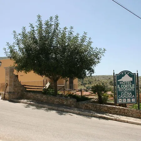 Il Cortile 3* Custonaci