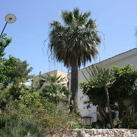 Il Cortile 3* Custonaci