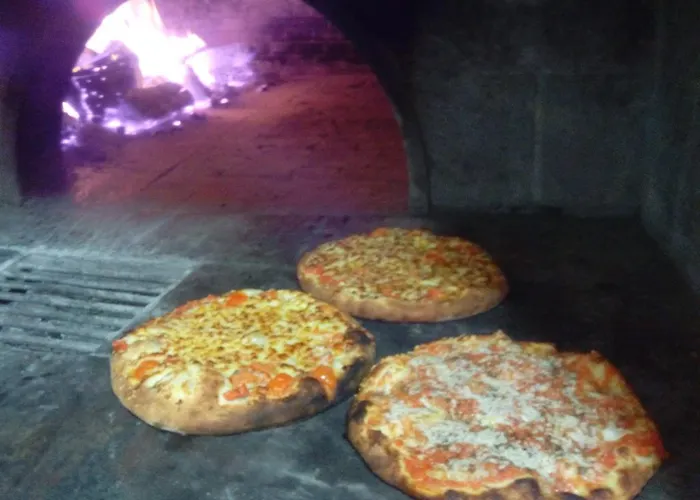 Il Cortile كوستوناتشي