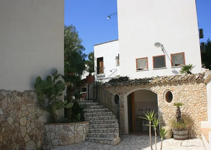 Il Cortile 3*