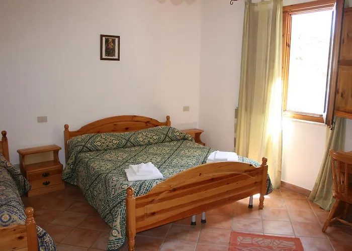 Il Cortile 3* كوستوناتشي