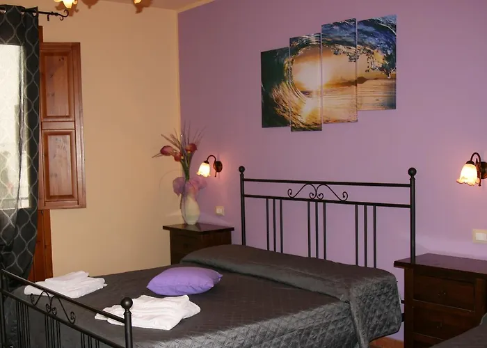 فندق Il Cortile كوستوناتشي